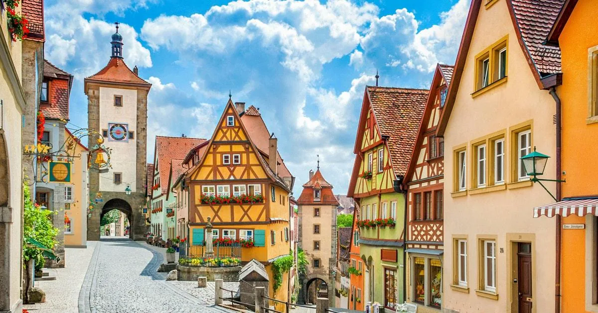 From Munich: Rothenburg and Romantic Road Day Trip by Bus