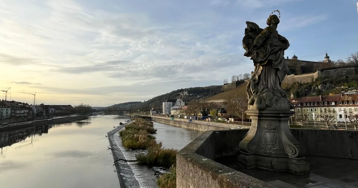 Würzburg in winter: Residence, Old Town and mulled wine